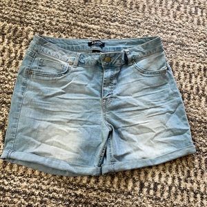 D. Jeans shorts